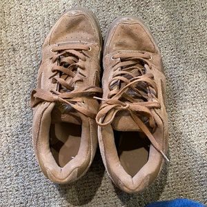 Used- Men’s Emerica “The Boss” shoes brown.